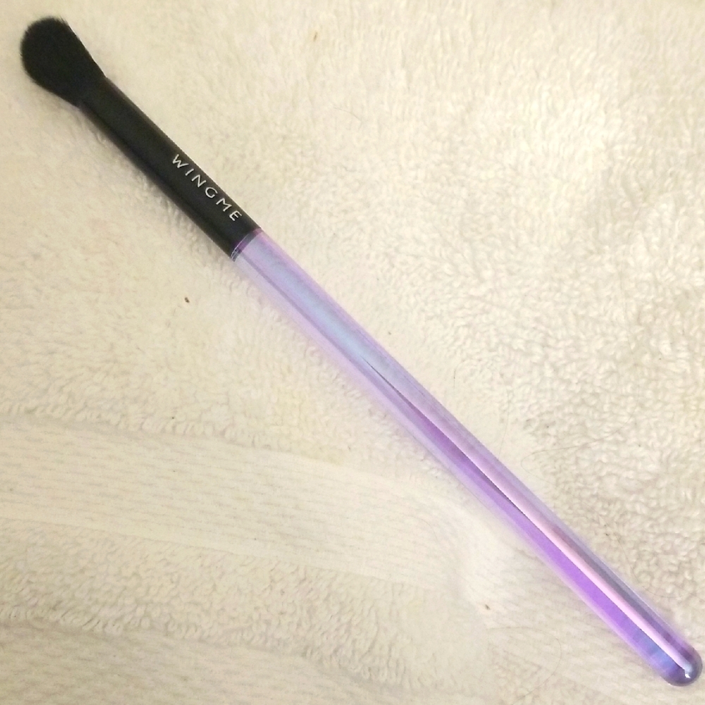 Wingme Cosmetics All Over Blending Brush